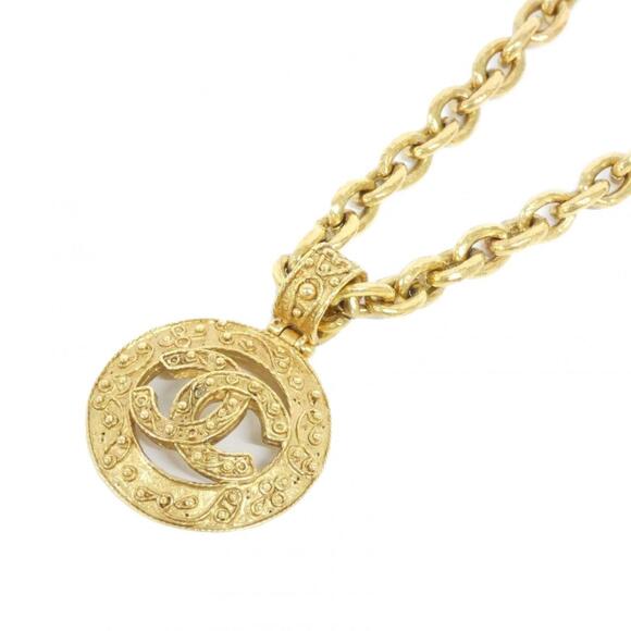 CHANEL Jewelry - Chanel necklace